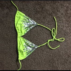 Neon yellow VS bikini top